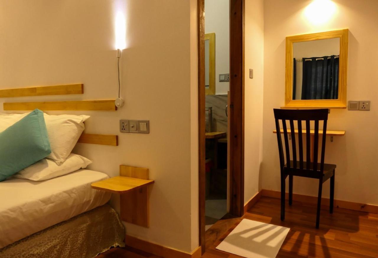 Отель Ayira Maldives Фериду Экстерьер фото